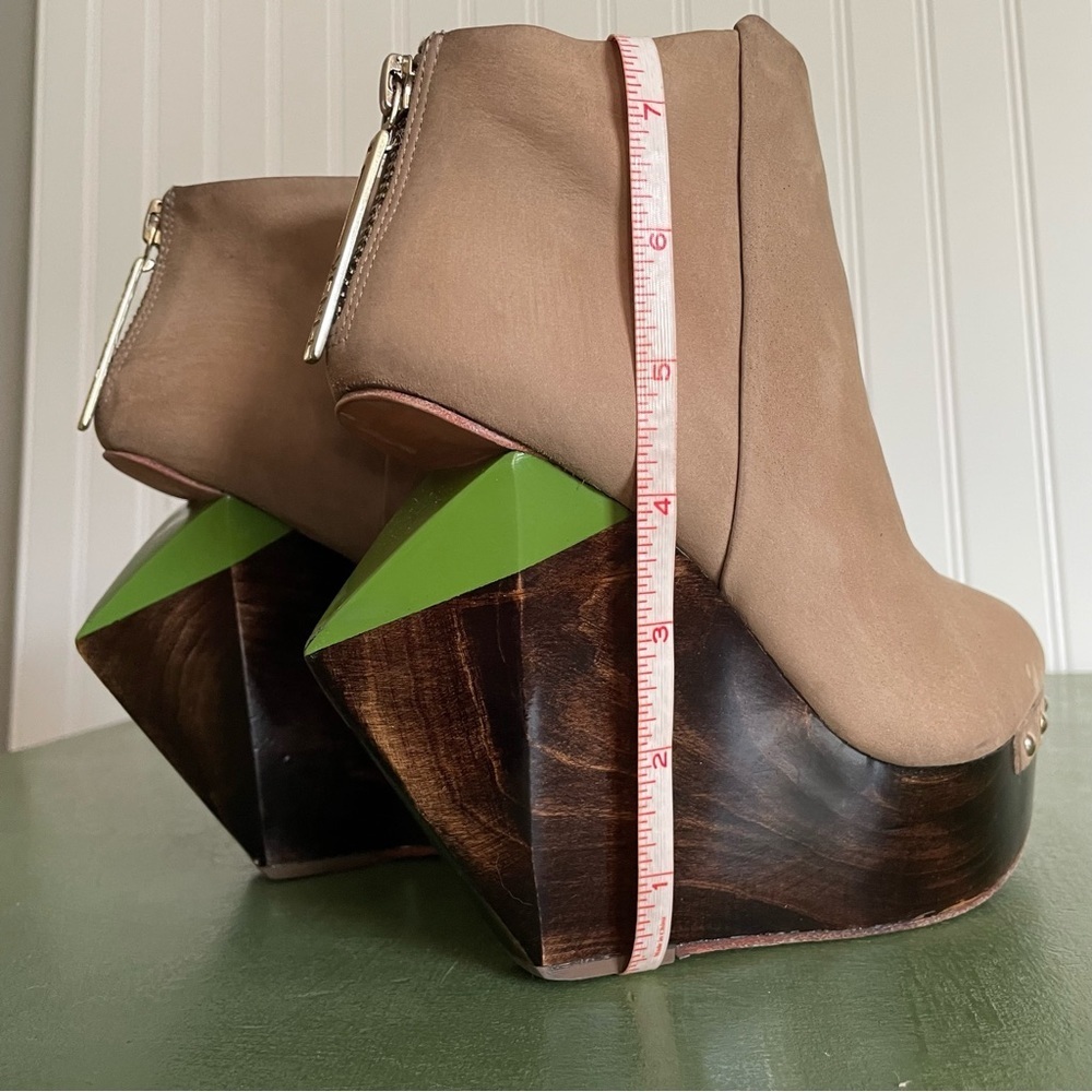 Finsk Avant Garde Architectural Wooden Wedges in Neutral Nubuck *Brazil* - Picture 9 of 16